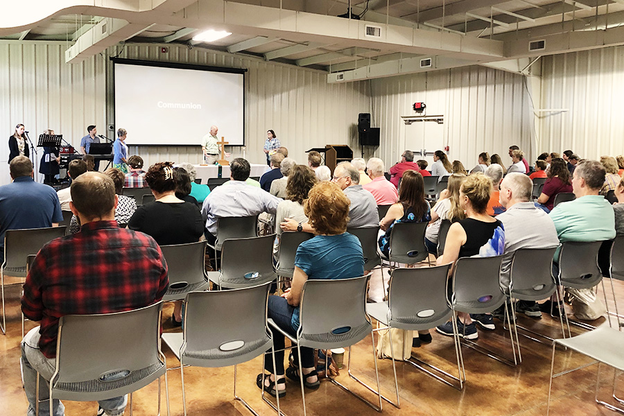 Faith Lutheran Church of McLean County worship